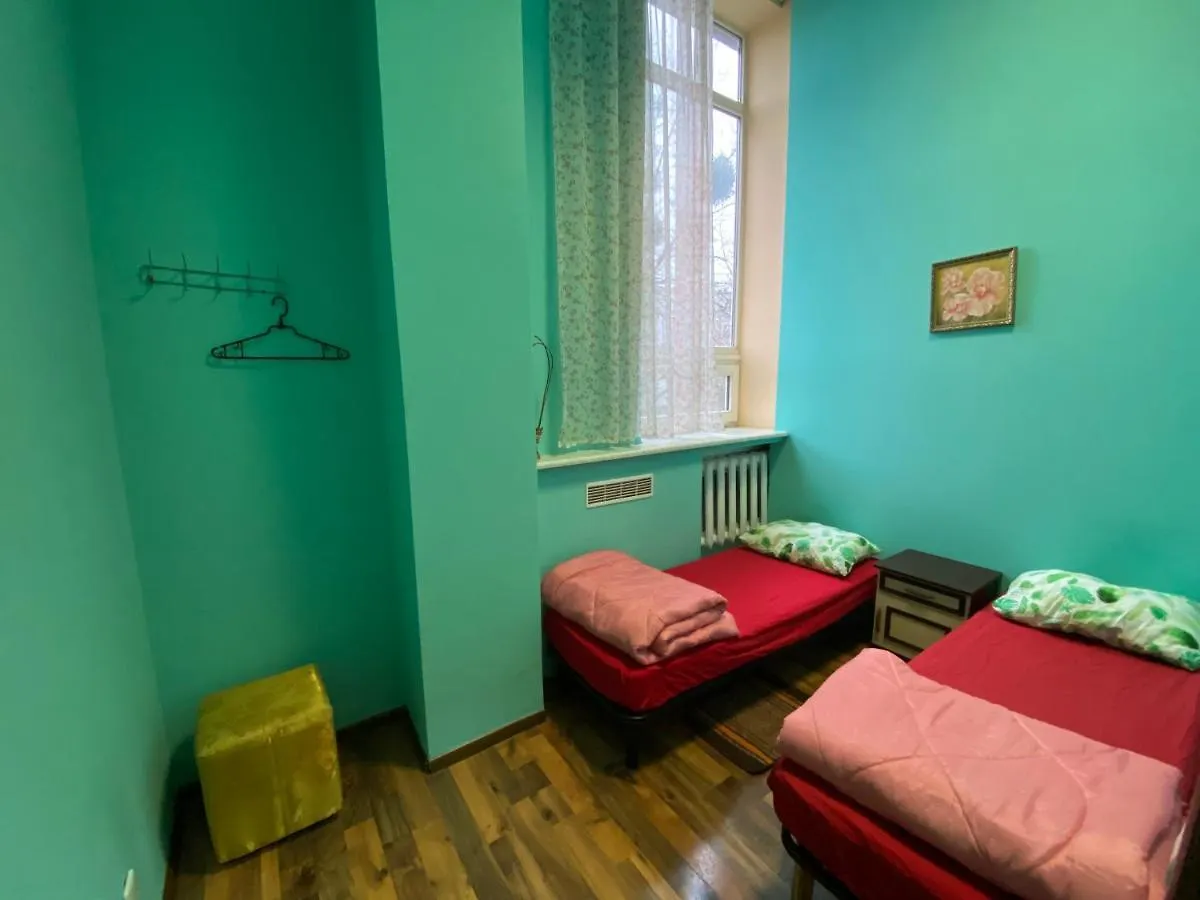 Ihotel Чернігівський Kyjev Hostel