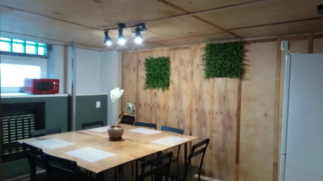 旅馆 Ihotel Чернігівський 基輔 乌克兰